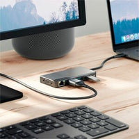 6-in-1 USB-C Fusion Max Hub in Space Grey