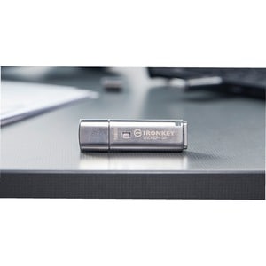 128GB USB 3.2 Locker+50 AES Flash Drive