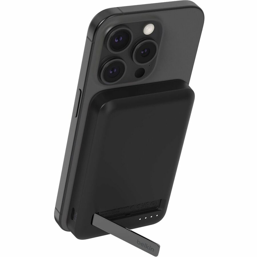 BOOSTCHARGE 5K 15W Qi2 Black Power Bank
